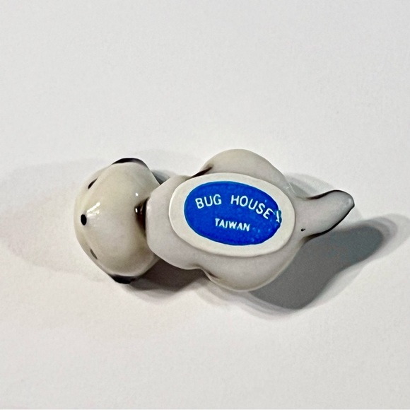 VINTAGE 70’s Mini Bug House White and Brown Cat/Kitten Laying Figurine, 1" NEW - Picture 6 of 8